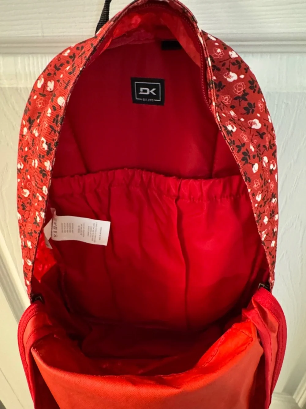 Dakine Backpack - Picture 3 of 5